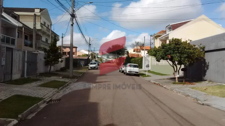 Imagem SOBRADO TRIPLEX com 4 dormitórios à venda com 300m² por R$ 600.000,00 no bairro Cidade Industrial - CURITIBA / PR