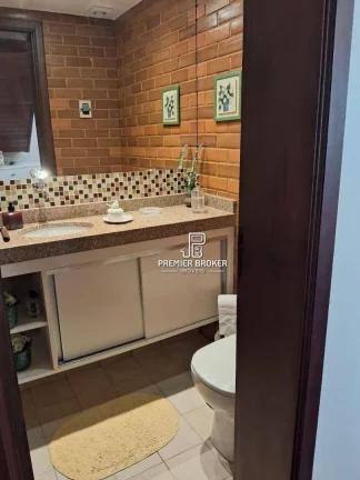 Imagem Casa à venda, 171 m² por R$ 1.100.000,00 - Ermitage - Teresópolis/RJ