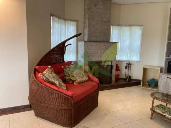 Imagem Encantadora chácara à Venda em Condomínio Fechado
