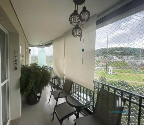 Imagem Apartamento à Venda no Parque Tamboré com 3 Suítes e 3 Vagas de Garagem