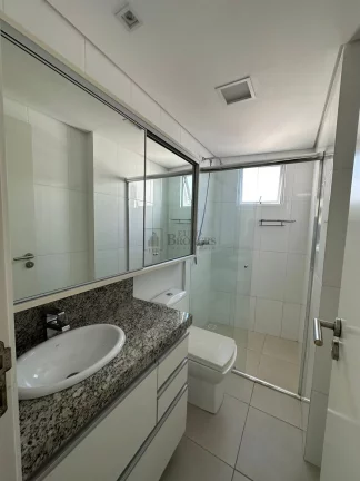Imagem Apartamento locação anual com 3 suítes e 2 vagas de garagem