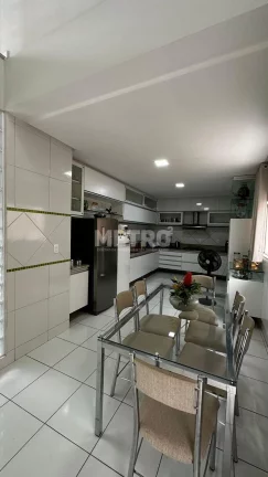 Imagem Venda, Condomínio Água Viva, 4/4 sendo todos suítes; Amplas salas de estar e jan