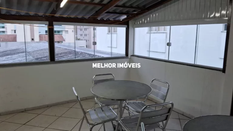 Imagem Apartamento á venda com 2 dormitórios e 1 vaga privativa no Centro de Balneário Camboriú