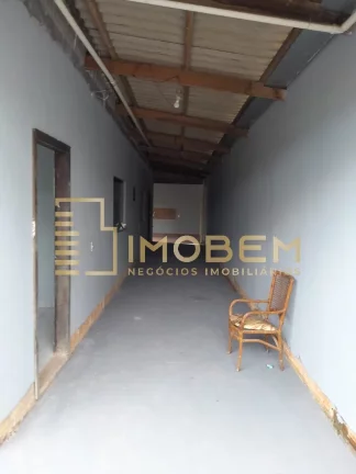 Imagem Casa à venda em Sinop-MT no Jardim Novo Horizonte: 5 quartos, 2 salas, 2 vagas de garagem, 240m² de área!