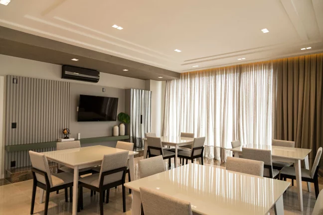 Imagem Apartamento mobiliado com 1 dormitório e 1 vaga de garagem no Centro de Balneário Camboriú-SC