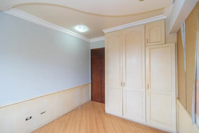 Imagem Apartamento de 3 quartos no bairro Portão