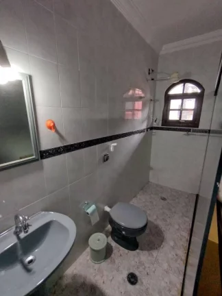Imagem Sobrado com 4 dormitórios, 367 m² - venda por R$ 960.000,00 ou aluguel por R$ 3.500,00/mês - Vila Humaitá - Santo André/SP