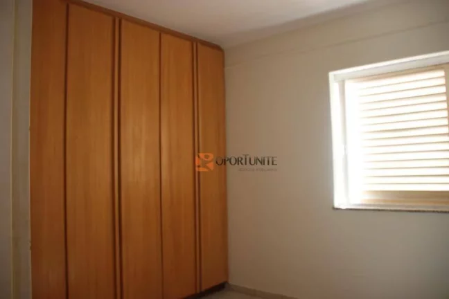 Imagem Casa comercial e ou residencial com piscina, sauna...