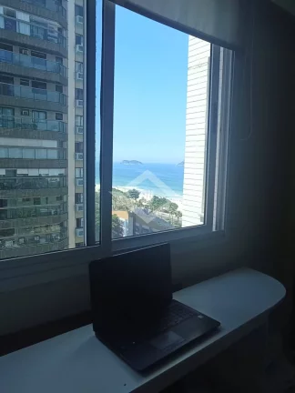 Imagem Apartamento na Barra Posto 5 com 2 Quartos para Venda