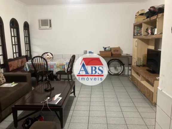Imagem Casa isolada, 3 dormitórios com 1 suíte. Aceita FGTS e financiamento.