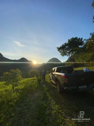 Imagem Sítio à venda, 420000 m² por R$ 4.000.000,00 - Três Córregos - Teresópolis/RJ