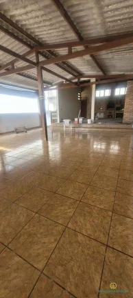 Imagem Casa de construção sólida em rua s/saída próximo centro de Cotia.,doct ok!