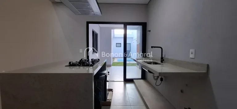 Imagem Térrea com Piscina Aquecida
Localizada no condomínio Terras da Estância na cidade de Paulínia/SP...