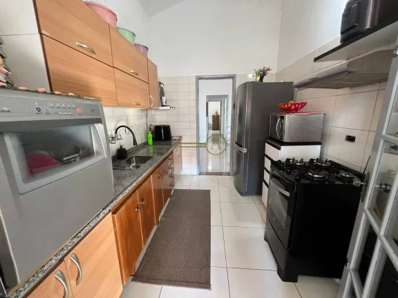 Imagem Casa à venda no Cidade Nova – 4 dorms, quintal e churrasqueira