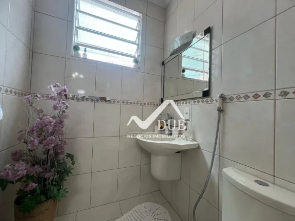 Imagem Casa com 4 dormitórios à venda, 150 m² por R$ 1.590.000,00 - Gonzaga - Santos/SP