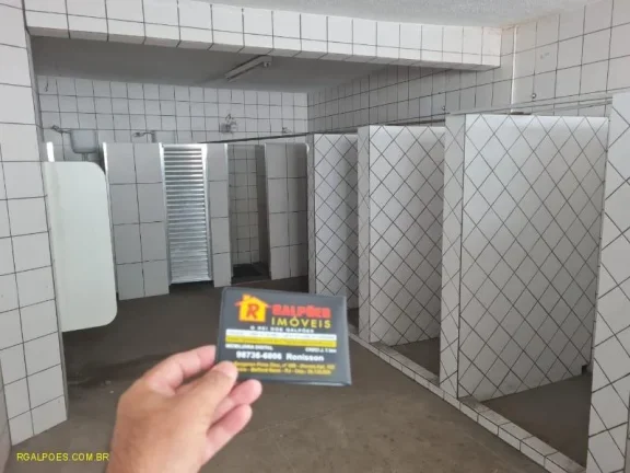 Imagem Galpão para Locação em DUQUE DE CAXIAS, Campos Elíseos, 2 banheiros