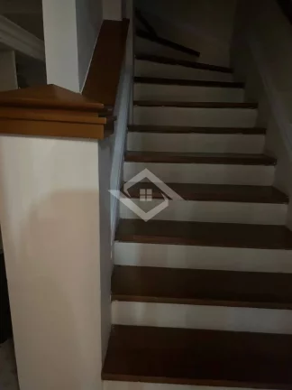 Imagem Casa Duplex de 4 Quartos para Venda na Gávea com 657 m²