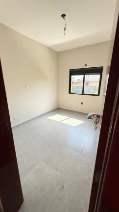 Imagem Linda casa a venda no condomínio Ninho Verde - Porangaba/SP.