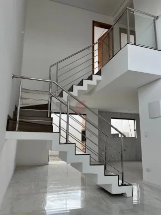 Imagem SOBRADO com 3 dormitórios à venda por R$ 749.000,00 no bairro Alto Tarumã - PINHAIS / PR