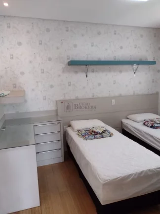 Imagem Apartamento com 3 suítes à venda no Centro de Balneário Camboriú/SC