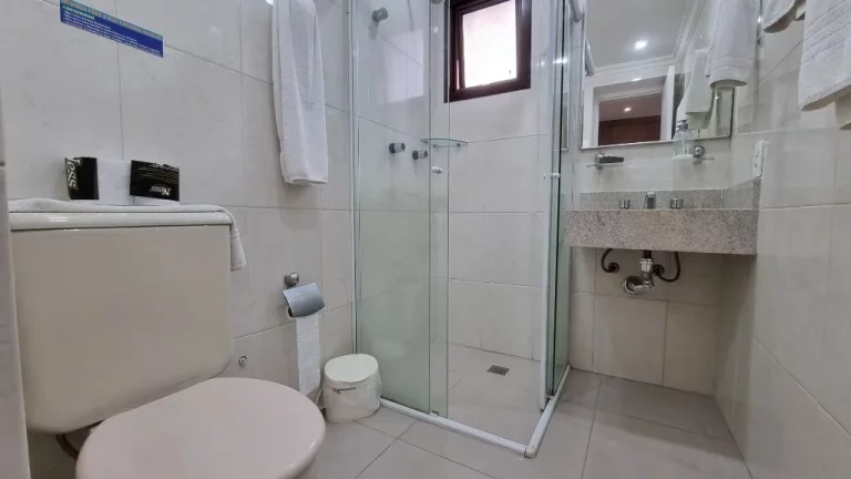 Imagem Flat com 1 dormitório à venda, 65 m² - Pitangueiras - Guarujá/SP