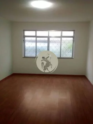 Imagem TÉRREO, REFORMADO COM GARAGEM