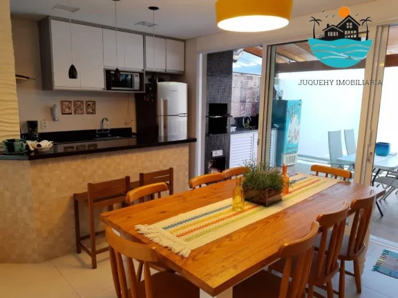 Imagem Casa para alugar em condomínio fechado em Juquehy com 4 dormitórios, 2 suíte, 50m da praia - Acomodação máx. 10 pessoas | Juquehy Imobiliária
