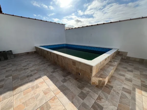 Imagem Casa para Venda em Itanhaém, Tupy, 2 dormitórios, 1 suíte, 1 banheiro, 3 vagas