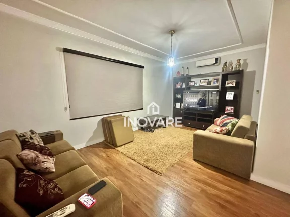 Imagem Casa com 4 dormitórios à venda, 400 m² por R$ 1.900.000,00 - Vila de Furnas - Itumbiara/GO