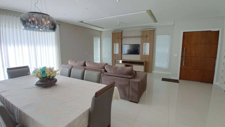 Imagem Casa à Venda, 4 Quartos(1 Suite), 2 Vagas, 355m2, Ratones, Florianópolis /SC
