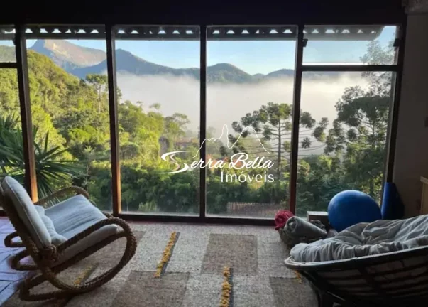 Imagem Casa com 6 dormitórios à venda, 374 m² por R$ 1.586.000,00 - Golfe - Teresópolis/RJ