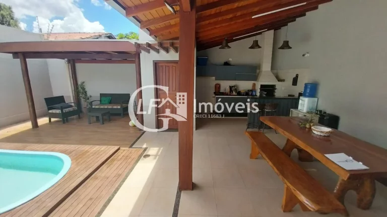Imagem Casa Com Piscina Espaço Gourmet e Rica em Blindex,Estuda Permuta