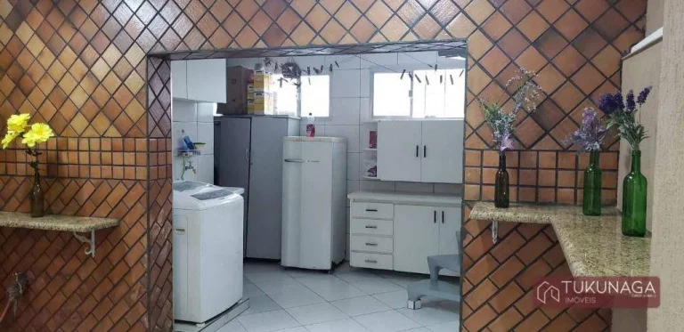 Imagem Sobrado com 4 dormitórios à venda, 200 m² por R$ 840.000,00 - Vila São Judas Tadeu - Guarulhos/SP