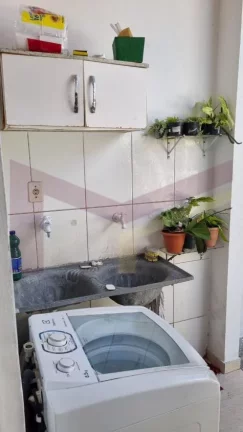 Imagem CASA COM 03 QUARTOS NA MANGABEIRA