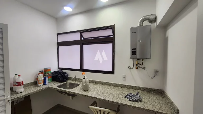 Imagem Apartamento de Luxo no Boqueirão – 4 Dormitórios a 3 Quadras da Praia!