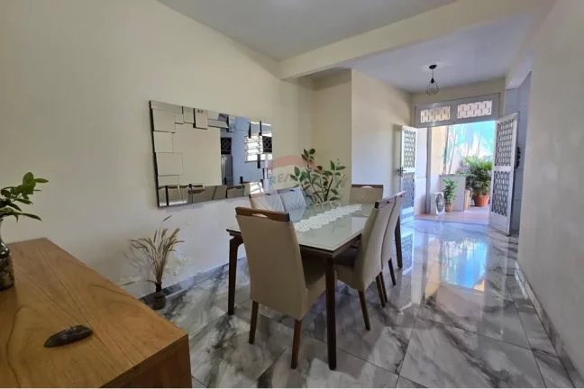Imagem Casa á venda com 2 quartos com 386m² em Realengo - Rio de Janeiro