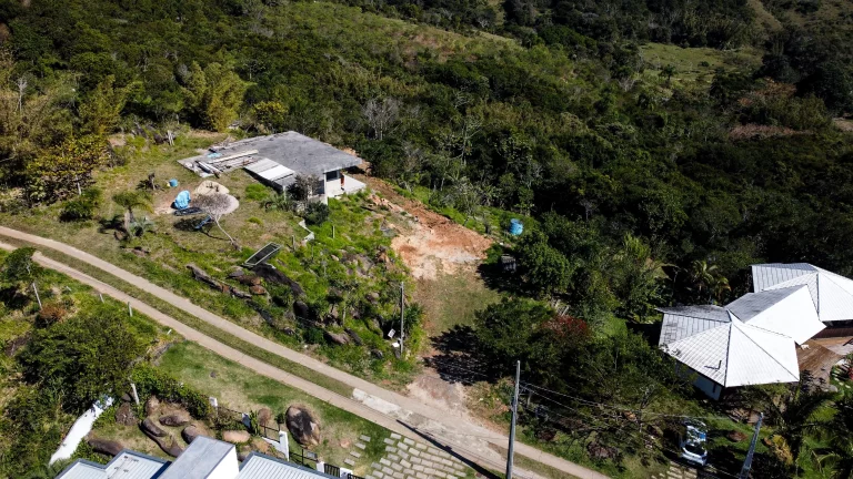 Imagem Terreno à venda na Areias do Macacu - Garopaba/SC