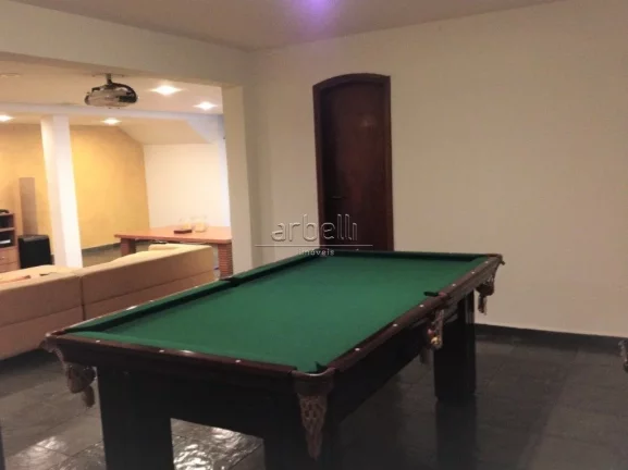 Imagem Sobrado com 383 metros quadrados de área útil, com 3 dormitórios sendo 3 suítes, 1 suíte com cl...