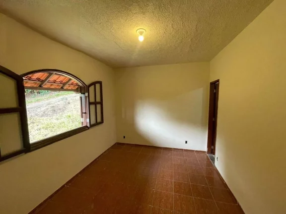 Imagem Chácara para Venda em Nova Friburgo, São Geraldo, 2 dormitórios, 1 suíte, 2 banheiros,