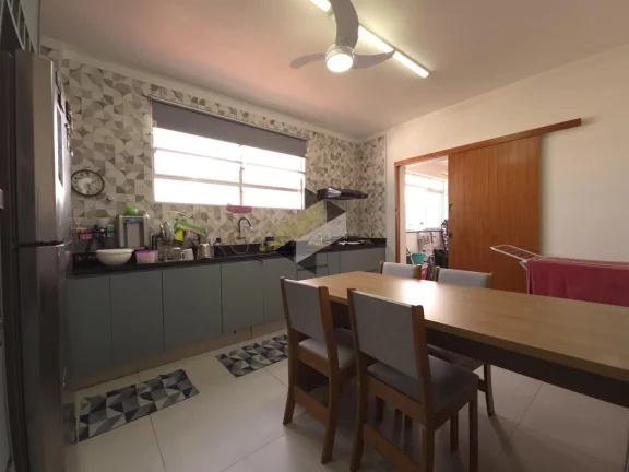 Imagem Apartamento para Venda em Santos, Embaré, 2 dormitórios, 2 banheiros, 1 vaga