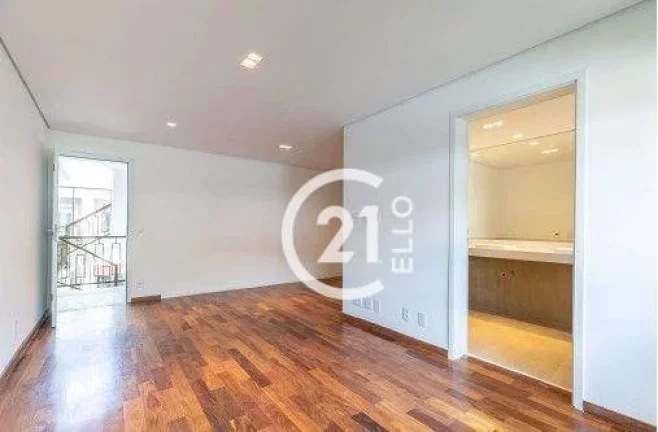 Imagem Casa em condomínio, 4 suítes, piscina