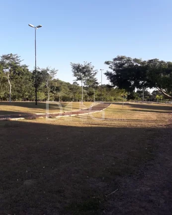 Imagem Terreno à venda com 300 m² | Condomínio Campos do Conde II | Paulínia - SP