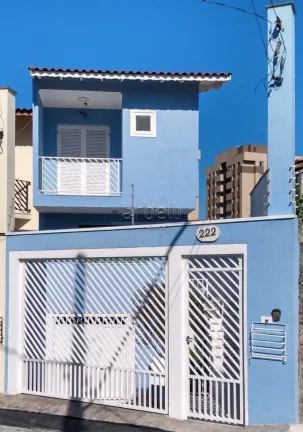 Imagem Sobrado com 188 metros quadrados de área construída, com sala para dois ambientes, sanca no teto, ...