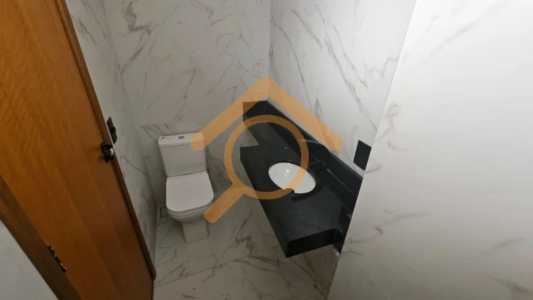 Imagem Excelente oportunidade de investimento: Casa à venda em São Paulo-SP, Vila Romano, com 3 quartos, 3 suítes e 147m² de área.