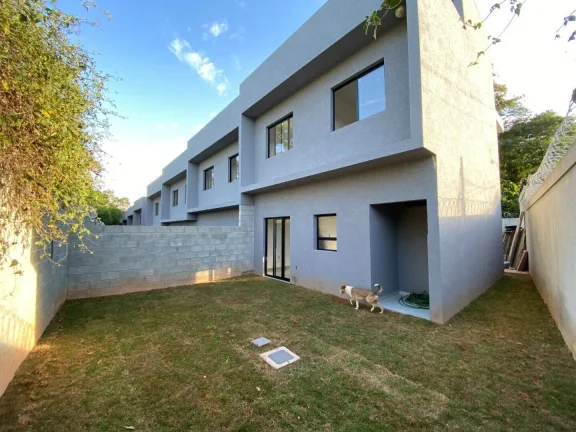 Imagem Casa a venda em Cotia, 3 dormitórios, 2 vagas e Solário SP.