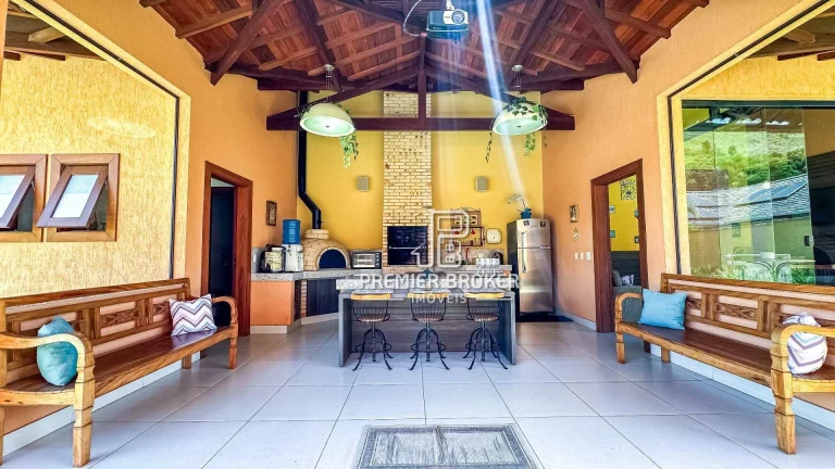 Imagem Casa à venda, 532 m² por R$ 2.590.000,00 - Prata - Teresópolis/RJ