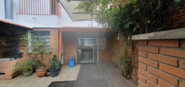 Imagem SOBRADO COM 3 DORMITÓRIOS E COM DUAS VAGAS PARA LOCAÇÃO NO PARAISO