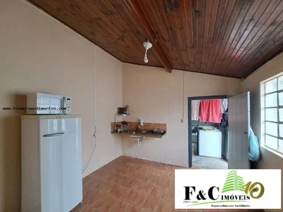 Imagem Casa para Venda em Limeira, Vila Queiroz, 3 dormitórios, 2 banheiros, 4 vagas