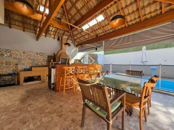 Imagem Casa Sobrado, 3 Dormitórios (1 suíte), 2 Vagas, Urbanova Premium, Sjc.