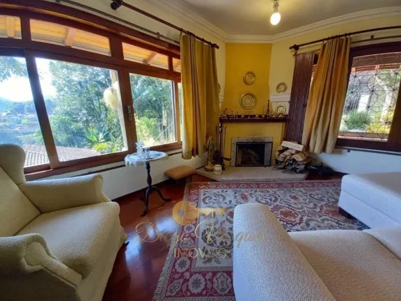 Imagem Casa para Venda em Teresópolis / RJ no bairro Bom Retiro